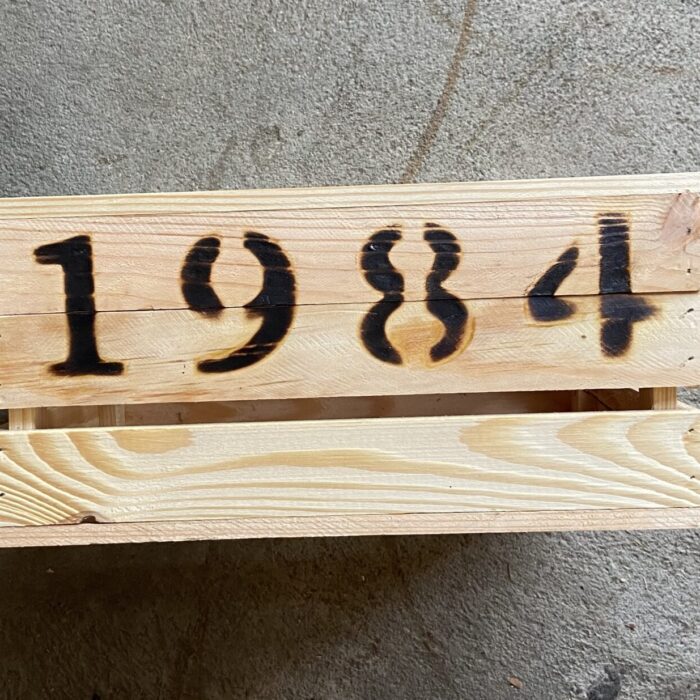 houten kist bewaarkistje letterbak vintage slinger maken tekstslinger Liefslabel