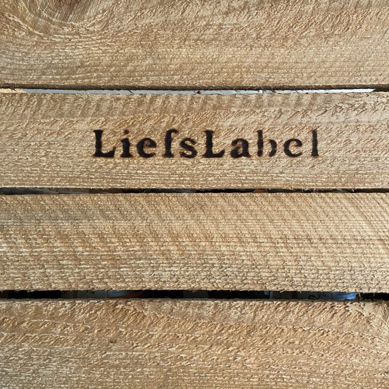 houten kist krat met logo liefslabel