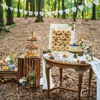 decoratie bruiloft hartjes slinger