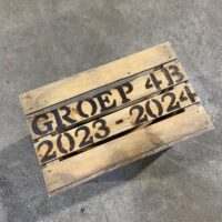 cadeaupakket cadeau kado juf meester bedankje groep 2023 2024 liefslabel