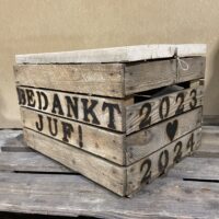 cadeaupakket cadeau kado juf meester bedankje groep 2023 2024 liefslabel