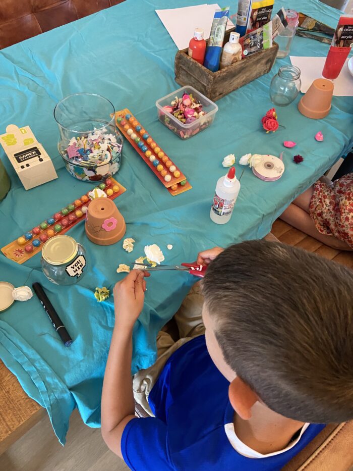 kauwgomballenautomaat knutselpakket liefslabel kinderfeestje diy creatief knutsel de mamma van demammavan