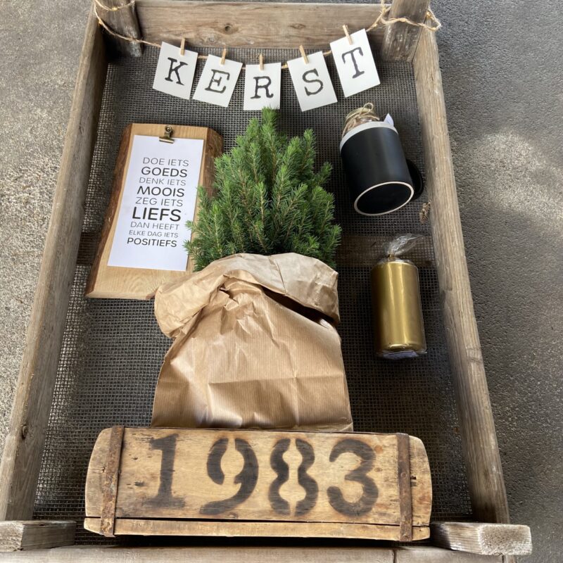 origineel kerstpakket gaasbak liefs liefslabel magneetbord duurzaam bloemenhanger hangtuintje