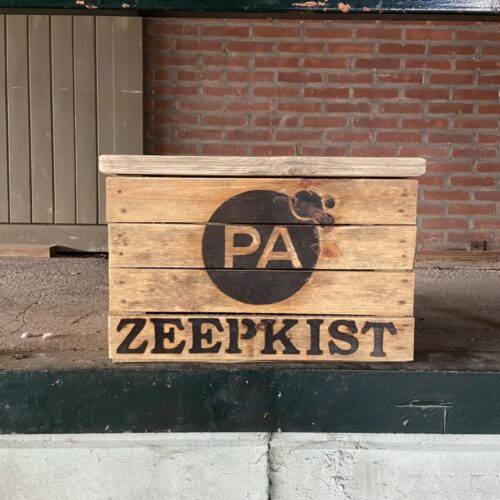 zeepkist presentatie pitch bedrijven props liefslabel houten kist fruitkist kadaster