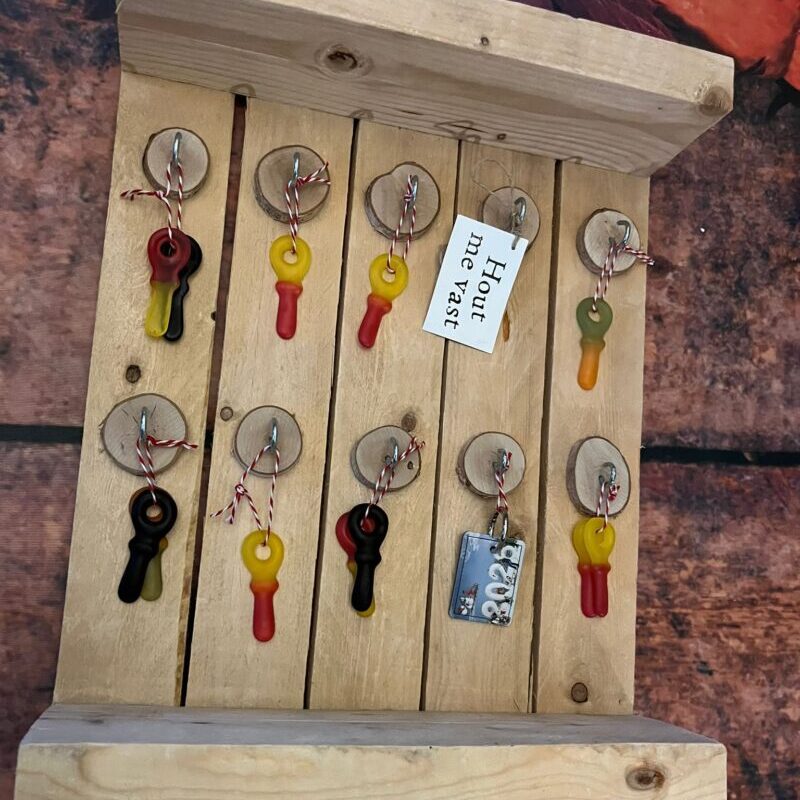 sleutelrek cadeau verhuizen liefs liefslabel housewarming sint kerst sleutel kwijt tip sleutelrek cadeau verhuizen liefs liefslabel housewarming sint kerst sleutel kwijt tip