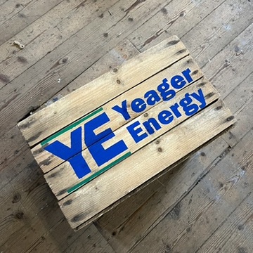 houten kist logo kerstpakket zeepkist presentatie yeager energy liefslabel