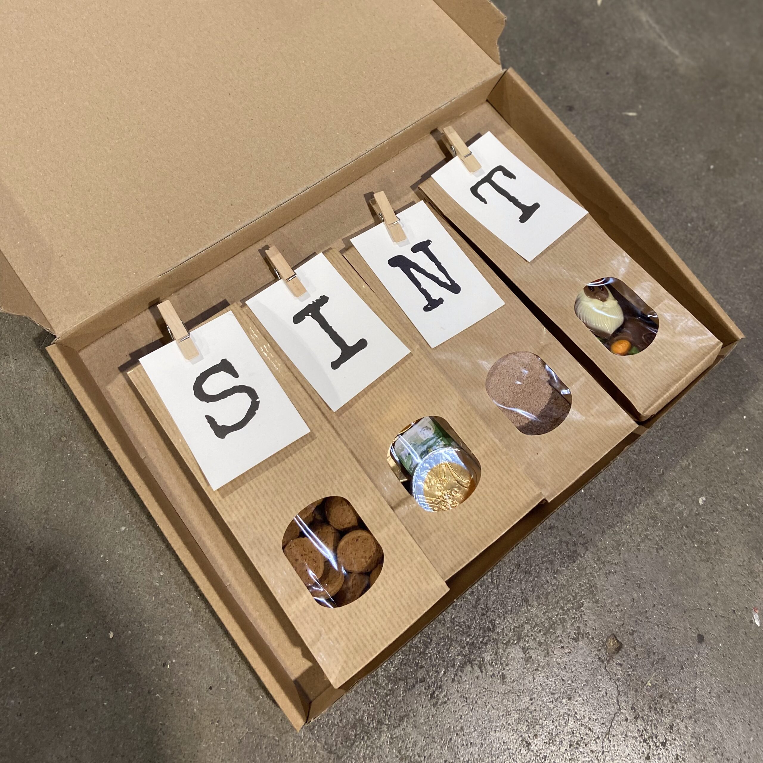 SINTDIEET ➸ Lekkers & Sinterklaas Decoratie - Afbeelding 3
